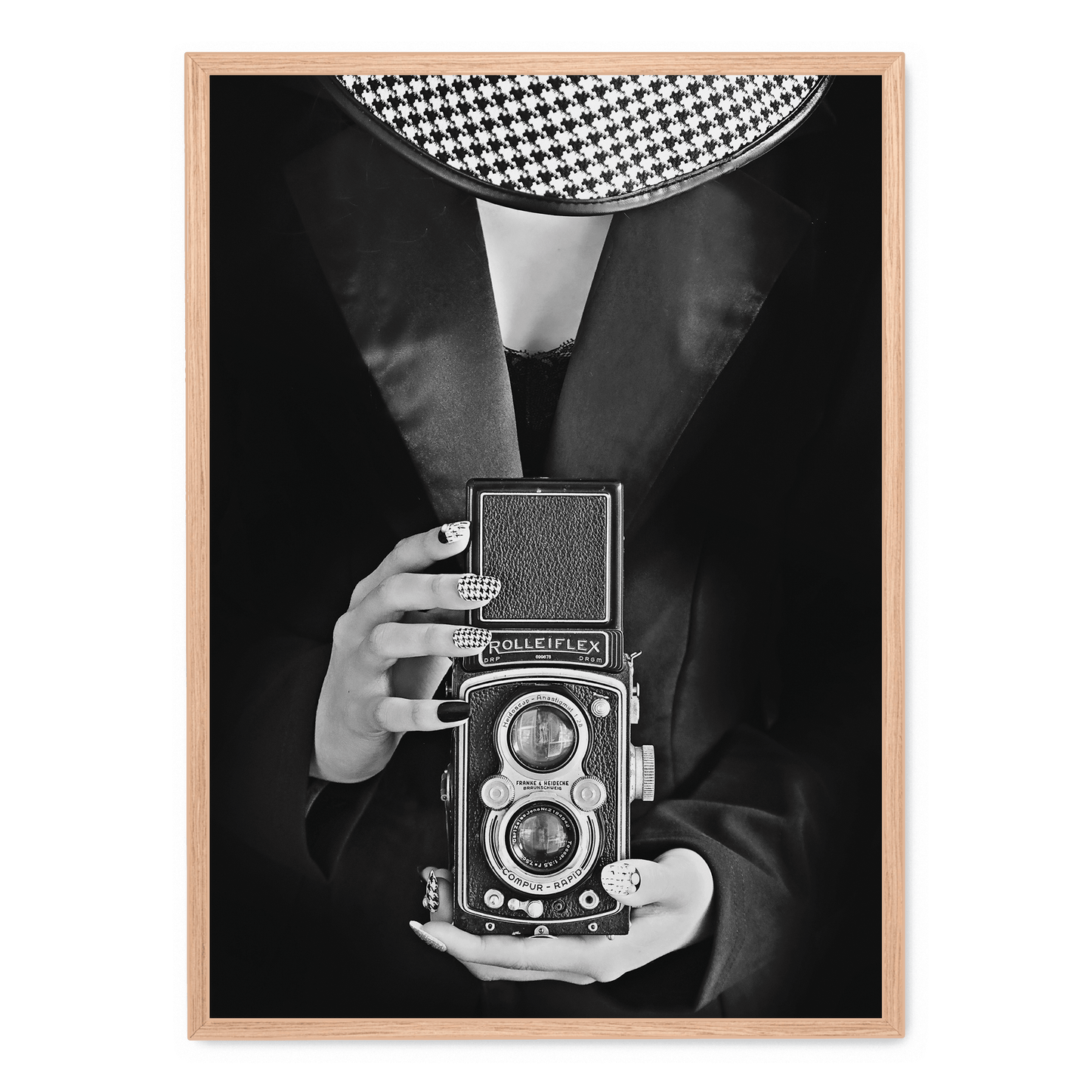 Vintage Style | Woman With Camera | Art Print Poster | Home Decor | Photography Lovers | Wall Art | Retro Portrait
