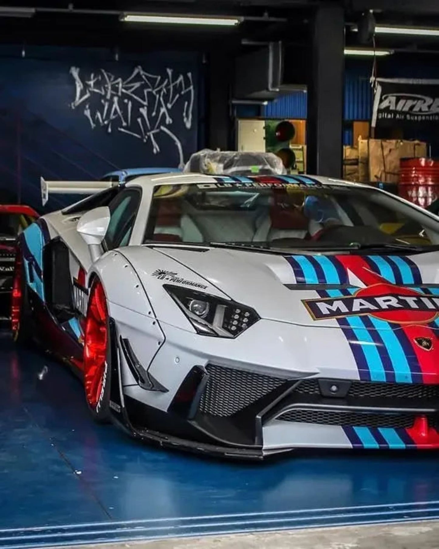 80s Retro | Martini Racing Sports Car