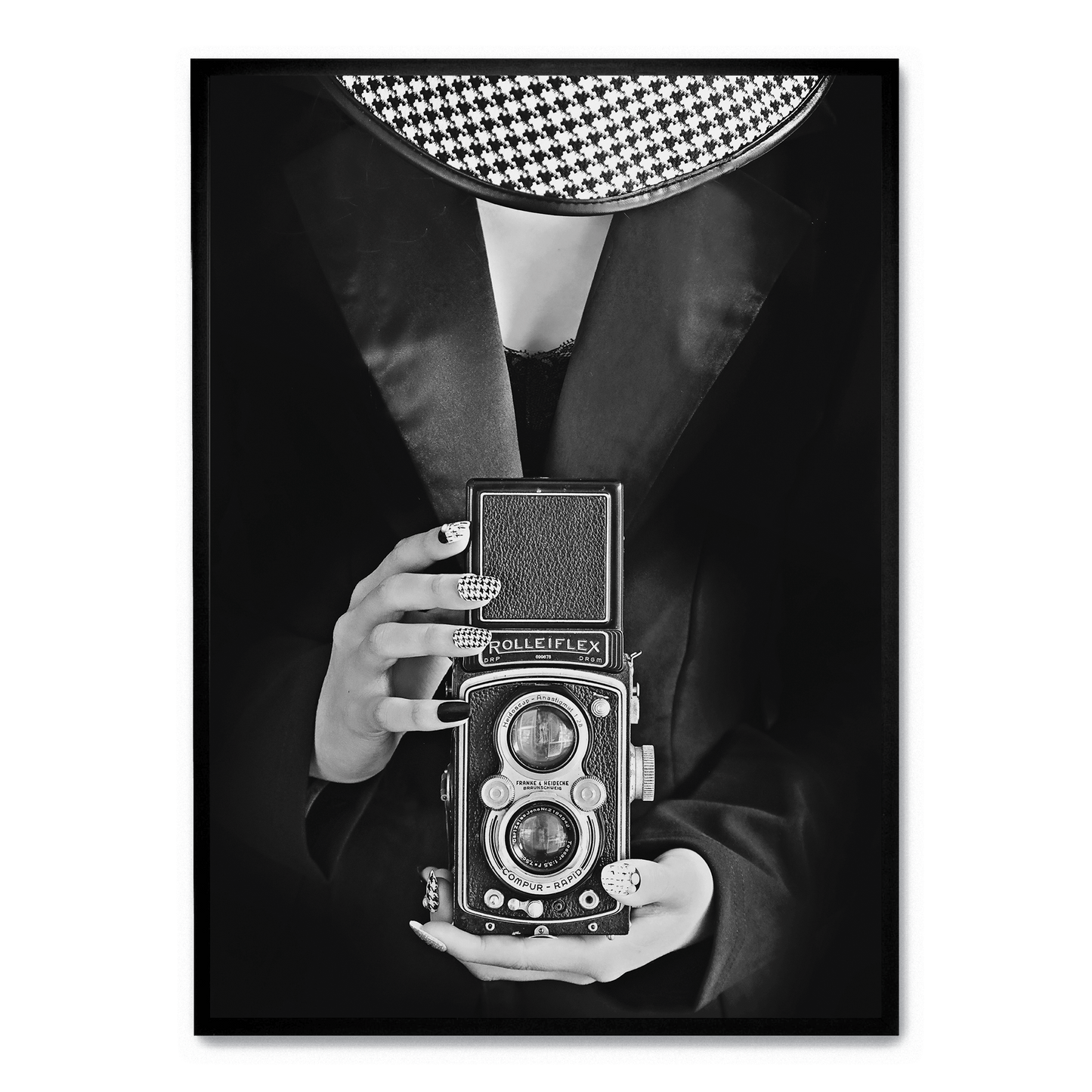 Vintage Style | Woman With Camera | Art Print Poster | Home Decor | Photography Lovers | Wall Art | Retro Portrait