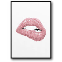 PINK SHINY LIPS