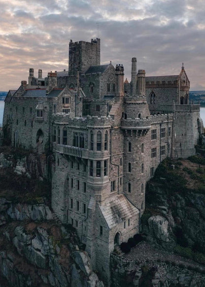 Carn Brea Castle | Cornwall Landmark | Historical Architecture